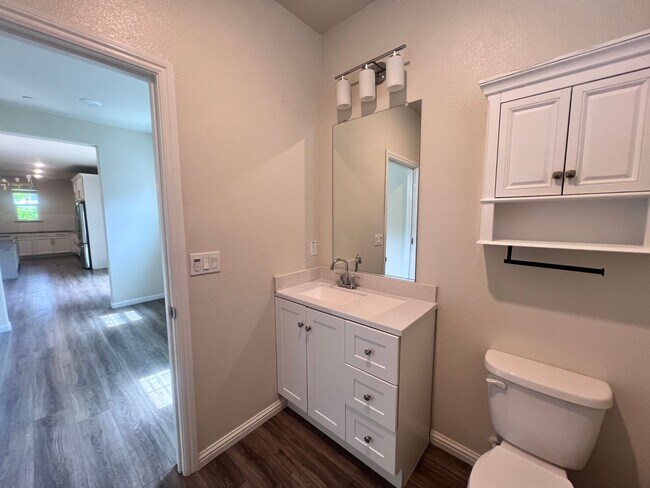 Building Photo - STUNNING 4BD/2.5BA TOWNHOUSE IN WALNUT CREEK!!!