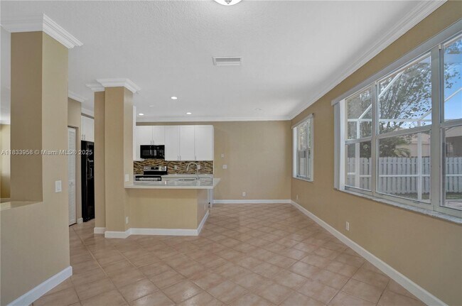 Building Photo - 797 Chimney Rock Rd