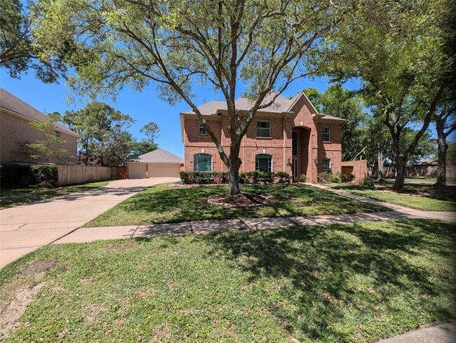 Building Photo - 3323 Scenic Elm St