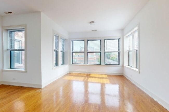 Floorplan - 5234-5244 S. Ingleside Avenue