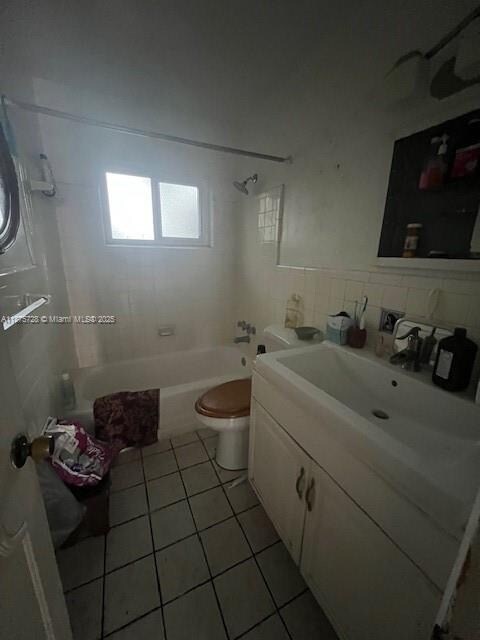 Building Photo - 3038 Arthur St