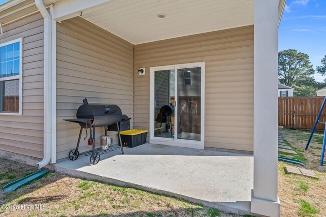 Building Photo - 4518 Sandstone Dr