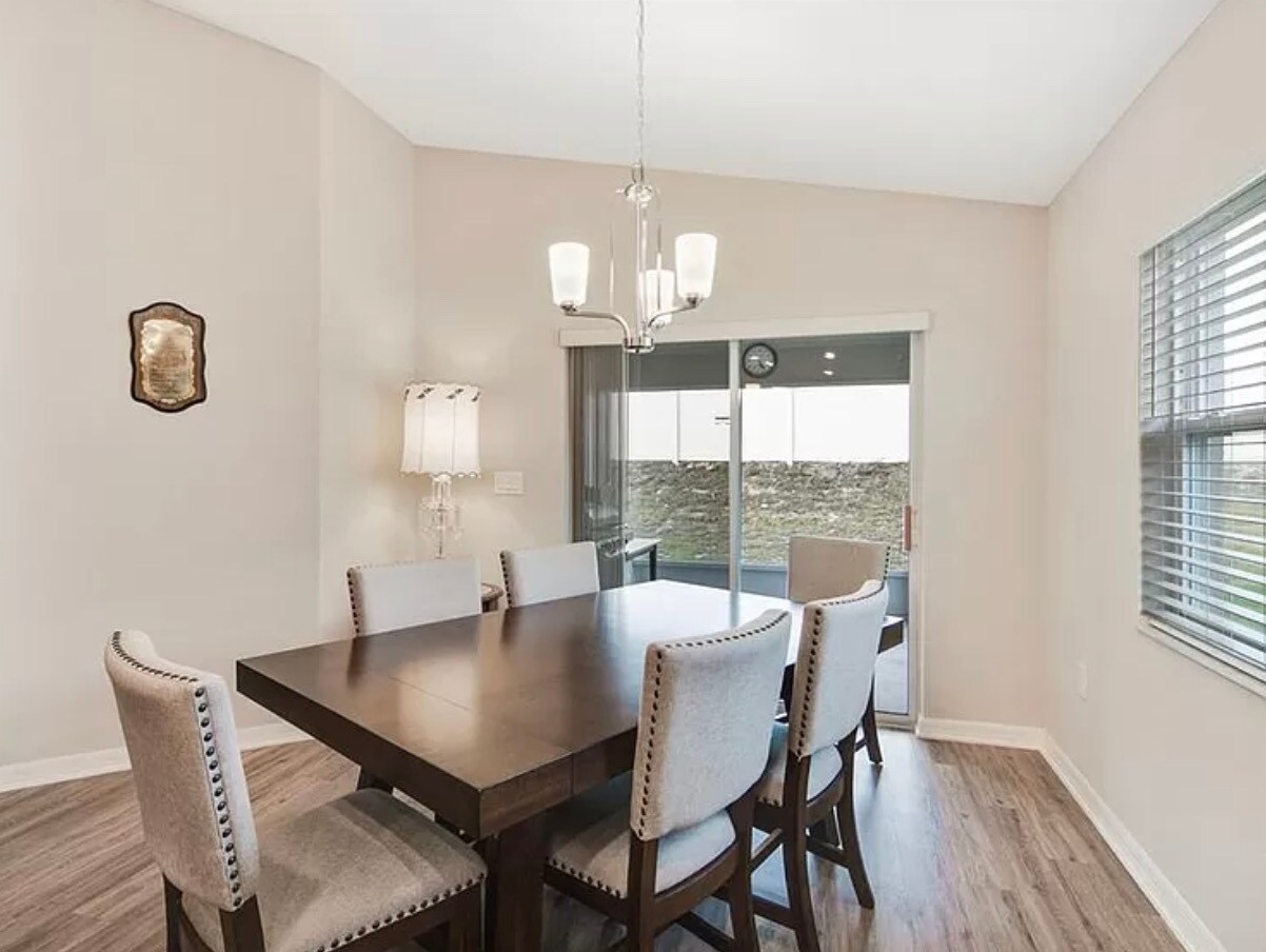 Building Photo - 338 Pentas Ln