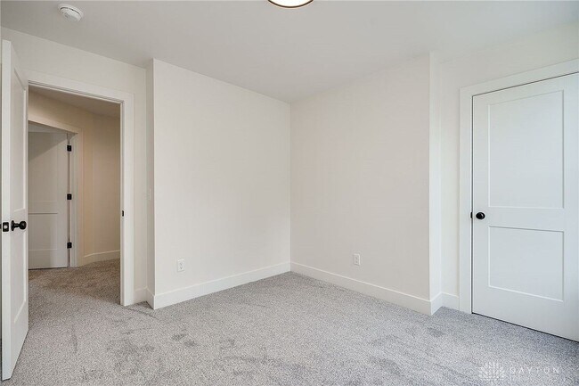 Building Photo - 4253 Pleasant View Ave