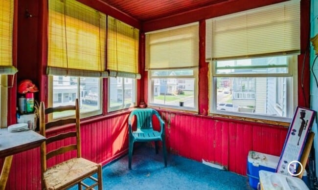 Building Photo - 205 W Fulton St