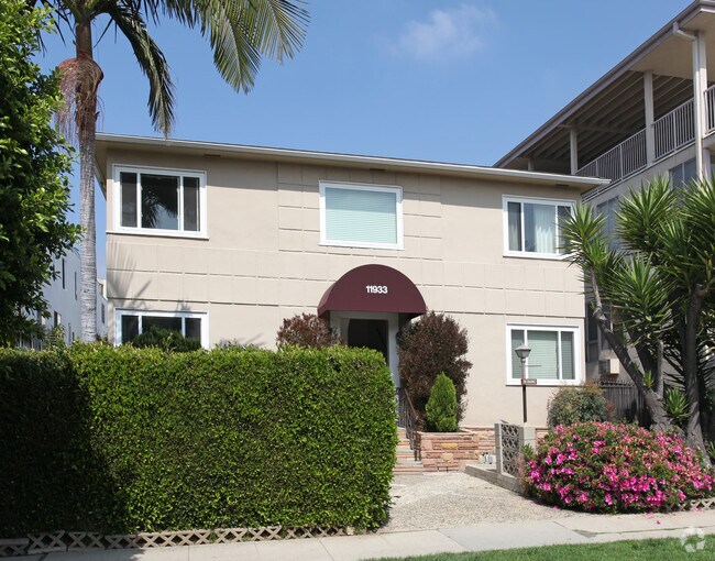 11933 Gorham - 11933 Gorham Ave