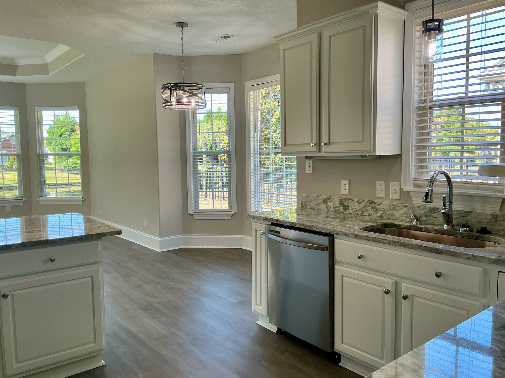 Kitchen to nook - 546 Stonemason Dr