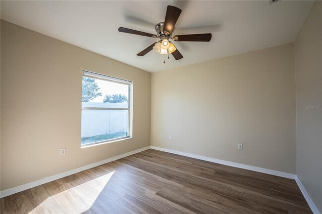 Building Photo - 3998 Rollingsford Cir