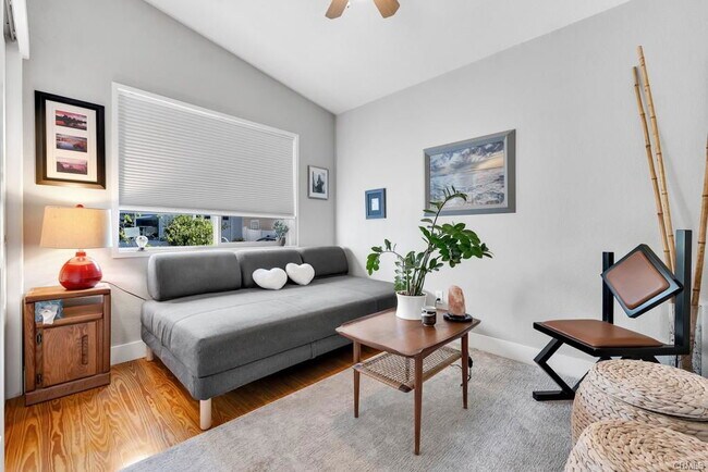 Building Photo - 171 Comanche