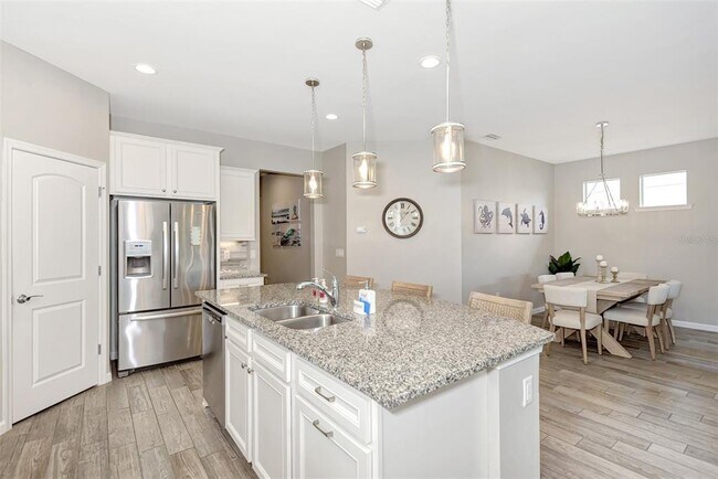 Building Photo - 11616 Golden Bay Pl