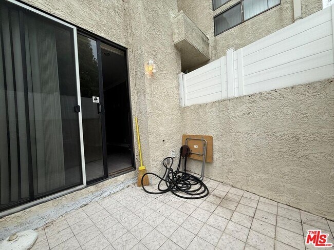 Building Photo - 7311 Kester Ave