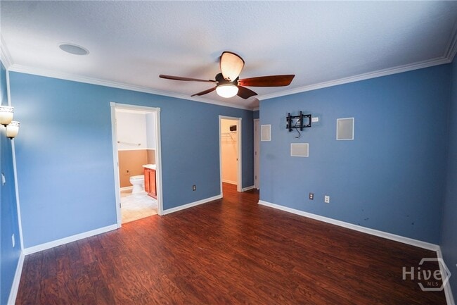 Building Photo - 170 Willow Oak Dr
