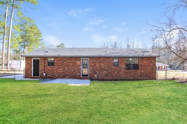 Building Photo - Great 3 Bedroom Home in Augusta, GA