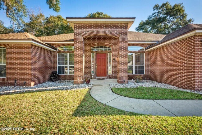 Building Photo - 86198 Meadowwood Dr