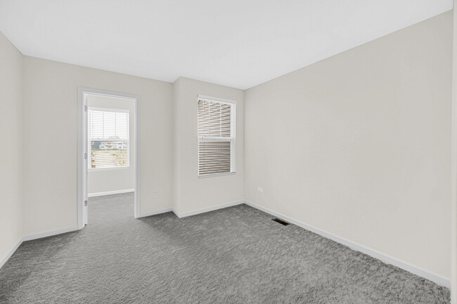 Building Photo - 2259 Horseshoe Cir