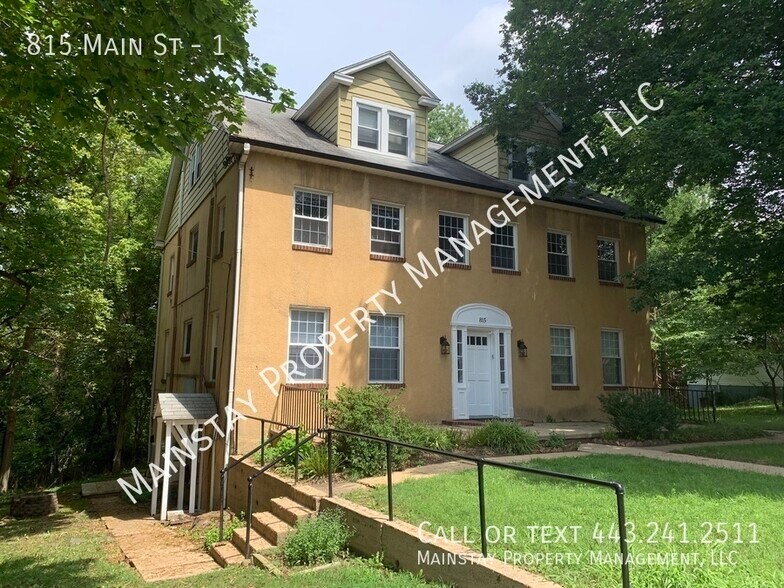Primary Photo - 815 Main St
