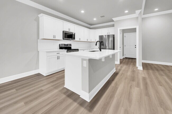 Building Photo - 4603 Jayhawk Dr