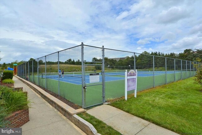 Building Photo - 6939 Mary Caroline Cir