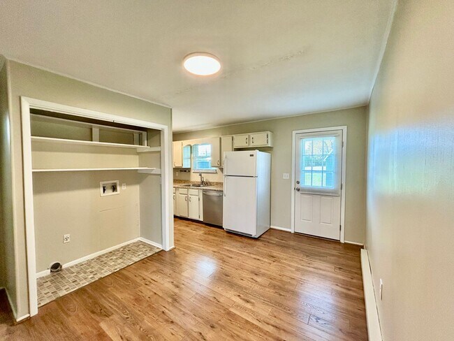 Building Photo - Quiet Duplex In Mt. Sterling!