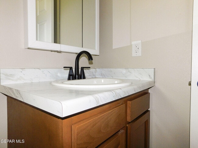 Building Photo - 8940 Ankerson St