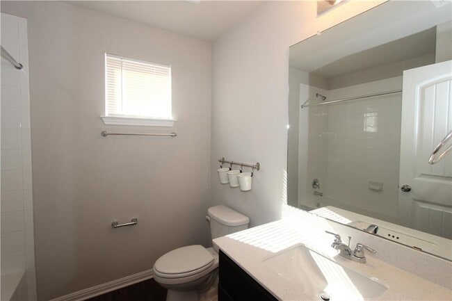 Building Photo - 1205 Fairhaven Gtwy