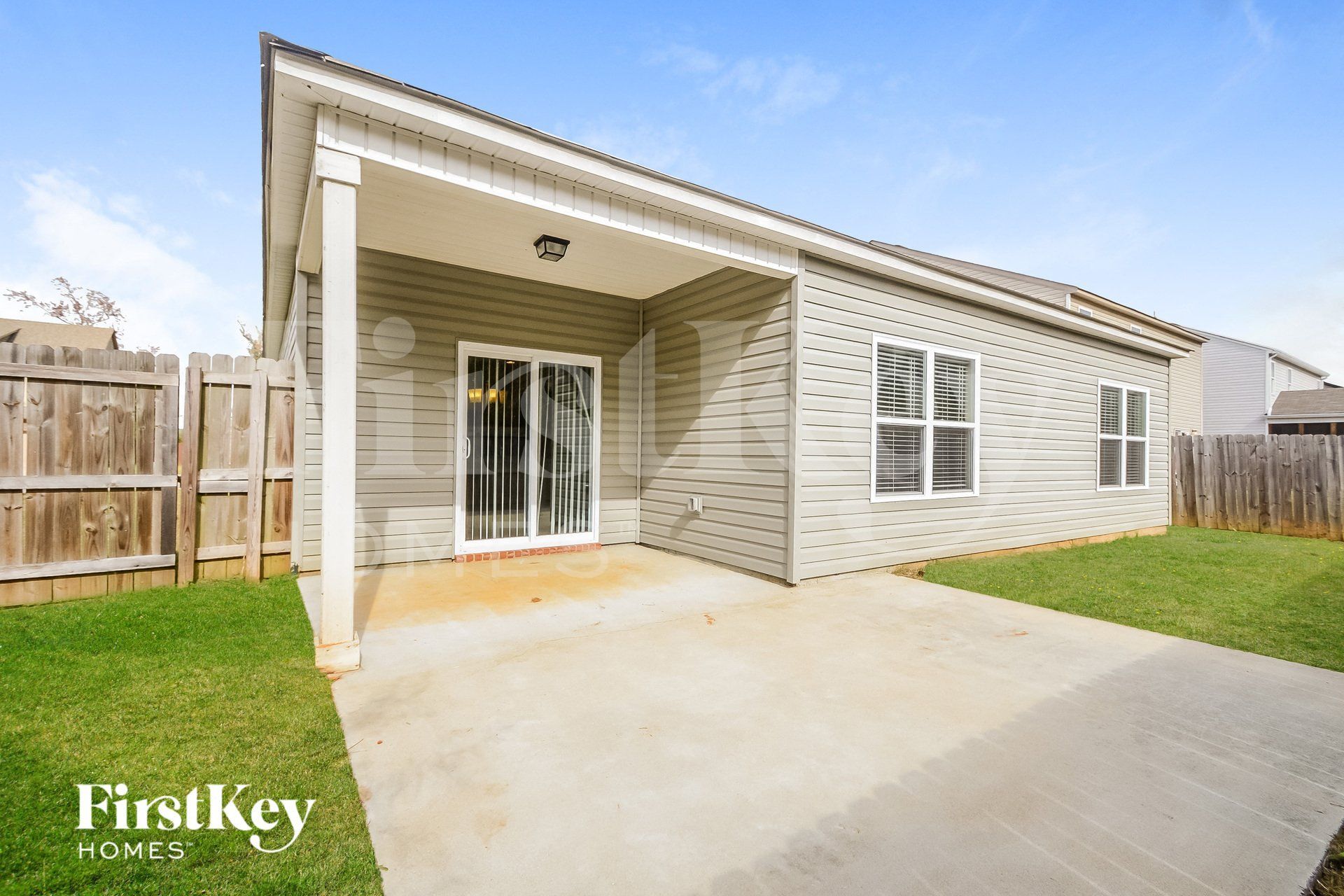 Building Photo - 5056 Bella Ct