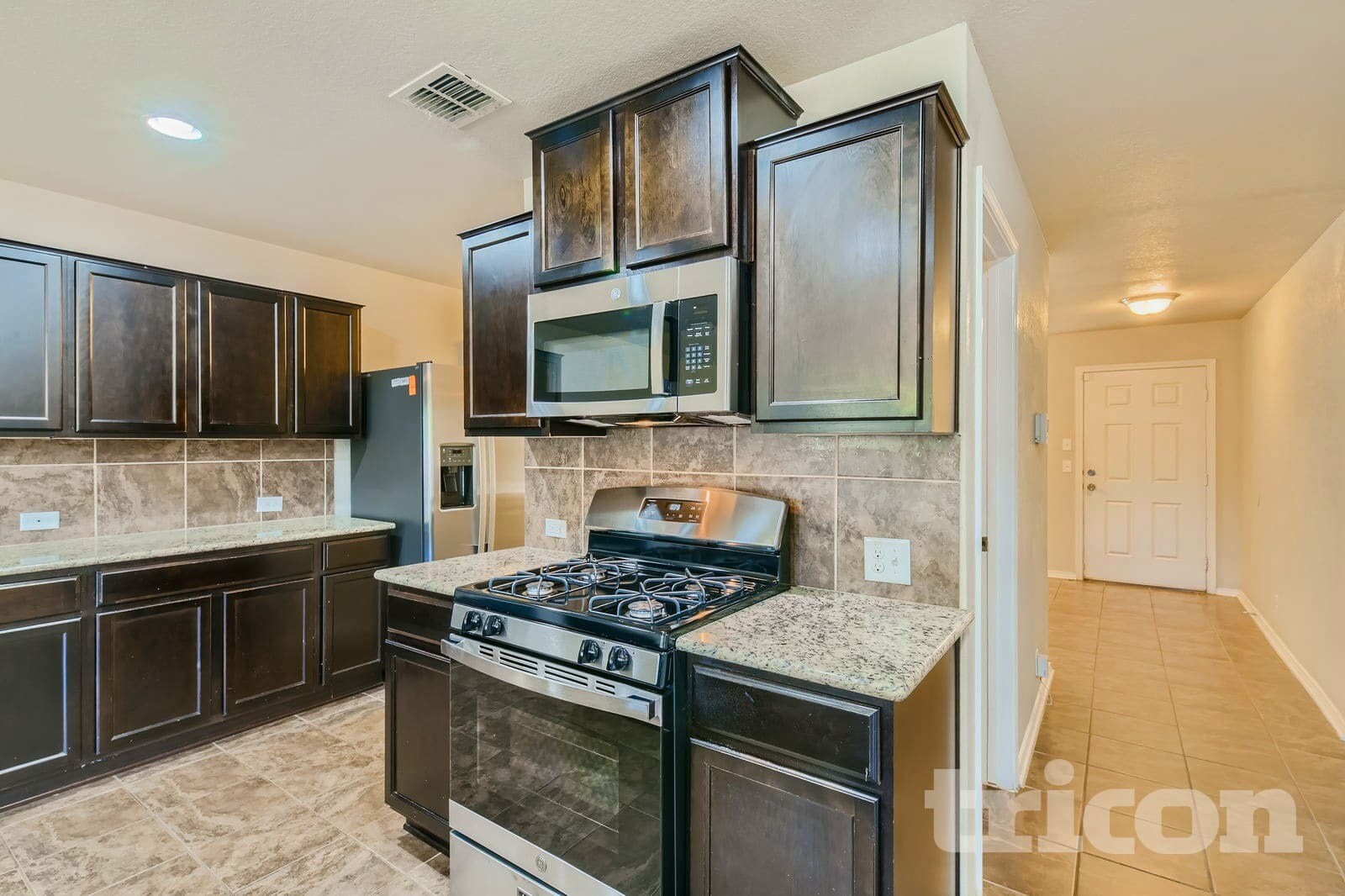 Building Photo - 15305 Cooks Petrel