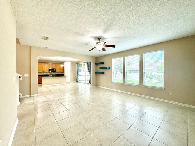 Building Photo - Spacious 4-Bedroom Home with Outdoor Oasis...