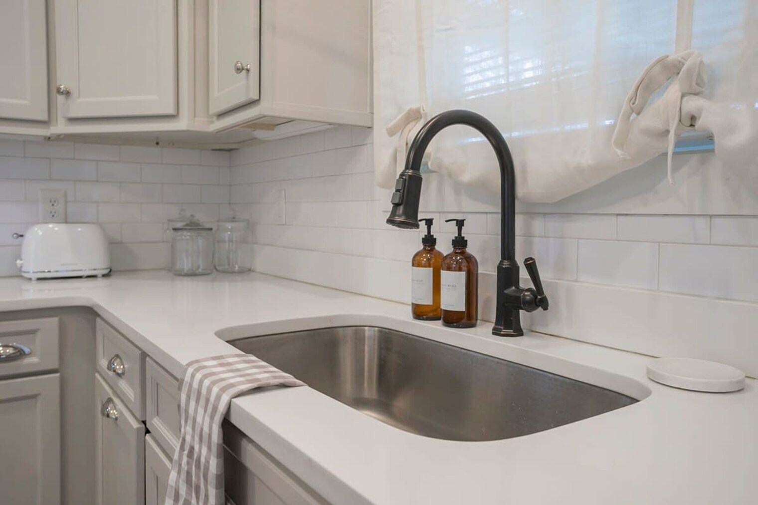 Building Photo - 106 Walnut Hill Dr