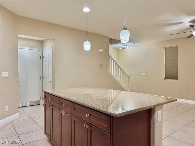 Building Photo - 5663 Foxglove Fields St