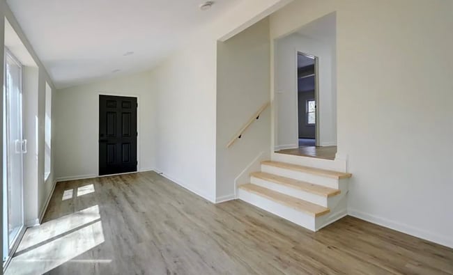 Building Photo - Beautifully remodeled 4-bedroom, 2-bath ho...