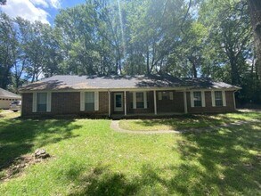 Building Photo - Available Mid-August