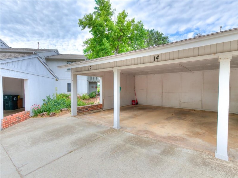 Building Photo - 3212 Meadow Ave