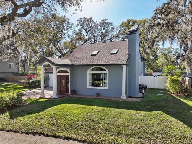 Building Photo - 14910 Northwood Village Ln