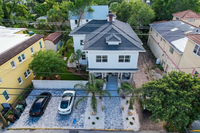 Building Photo - 20 M L King Ave