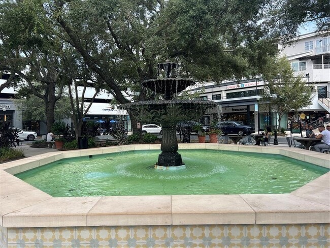 Building Photo - 800 S Dakota Ave