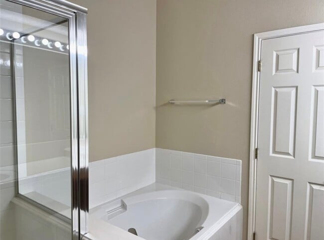 Building Photo - 6122 Sandy Valley Dr