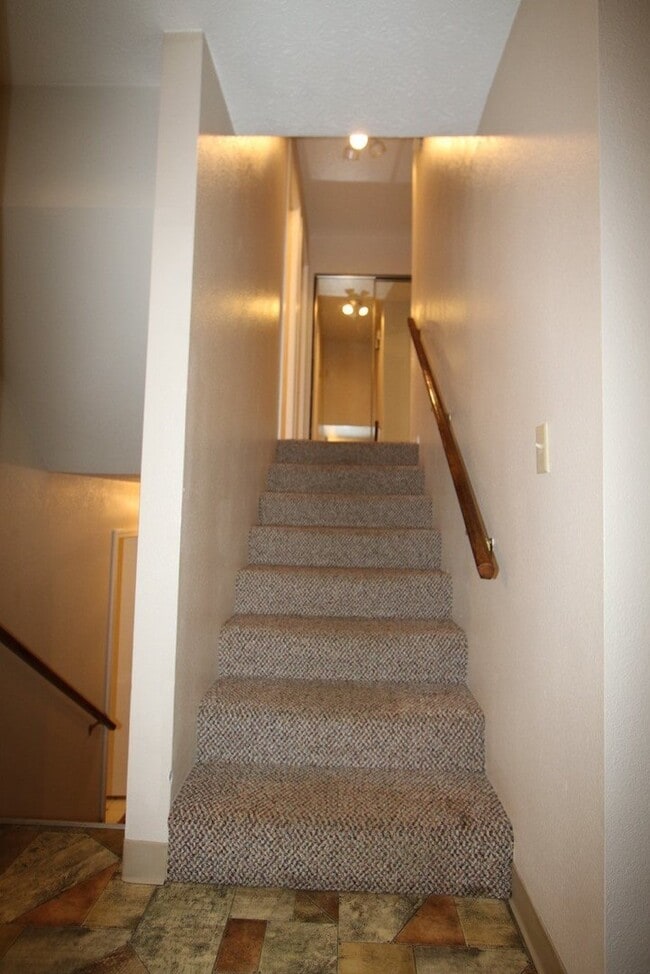 Building Photo - 23827 Chandelle Dr
