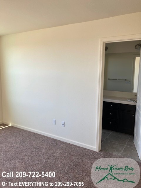Building Photo - Bonadelle Neighboorhood 3 story home! Apply now to schedule viewing.