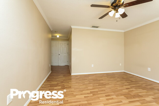 Building Photo - 2041 Colonial Woods Blvd