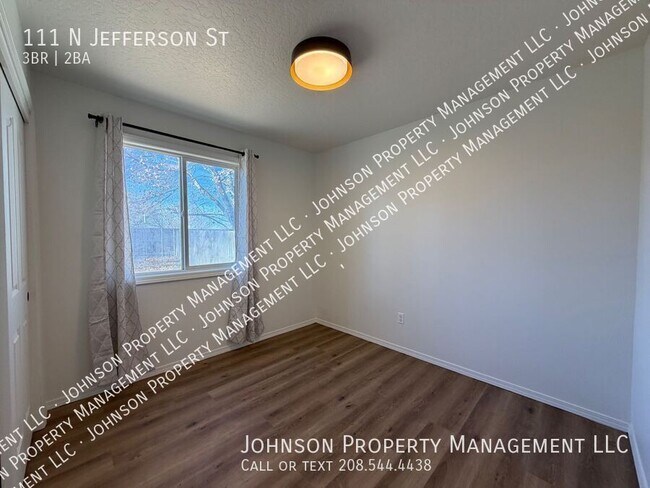 Building Photo - 111 N Jefferson St