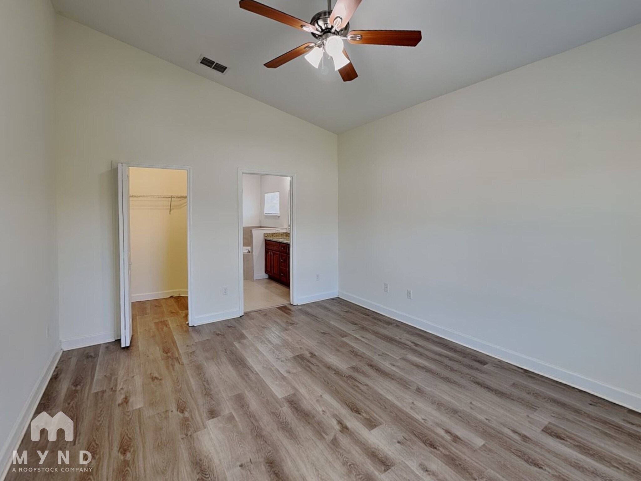 Building Photo - 9 Cecilia Way