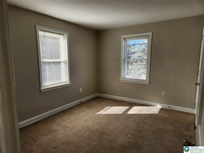 Building Photo - 5543 PA-873