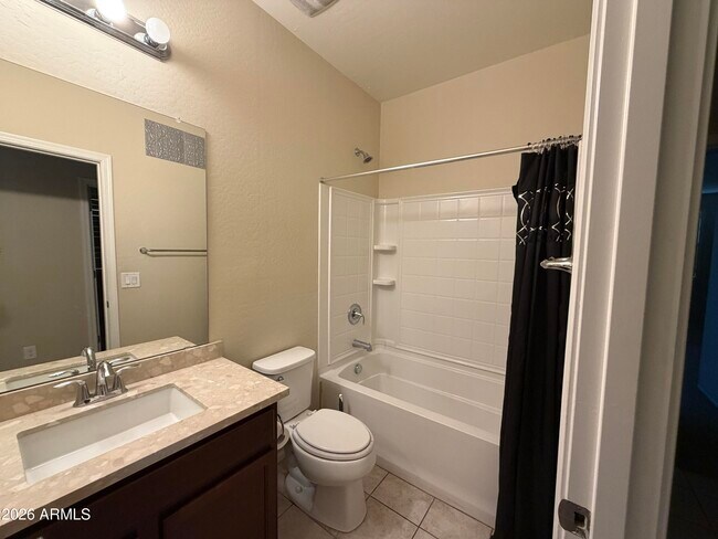 Building Photo - 10320 W Yuma St