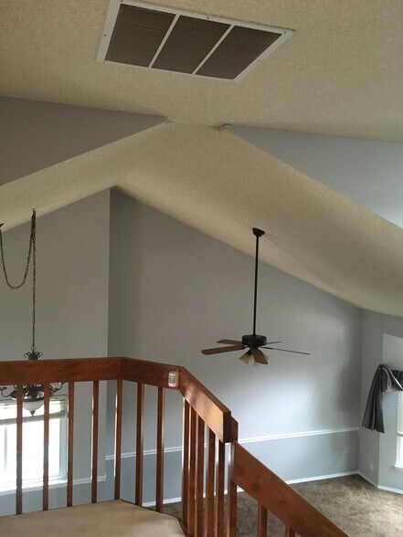 Building Photo - 4935 Granby Cir