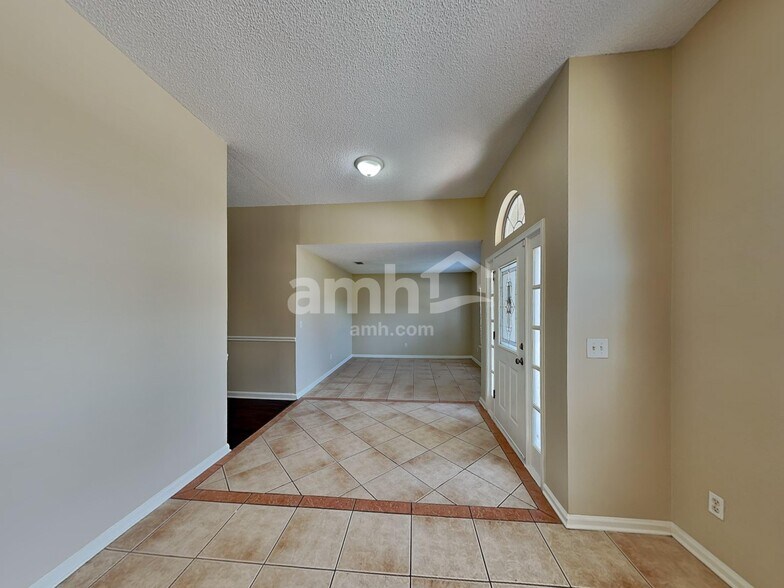 Building Photo - 3154 Fox Squirrel Dr