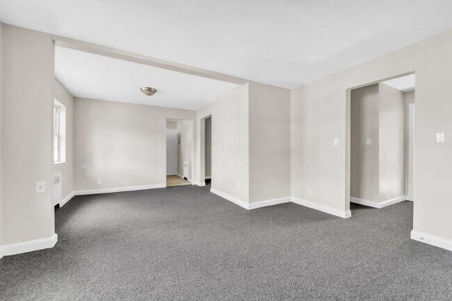 Building Photo - 41 Niles St