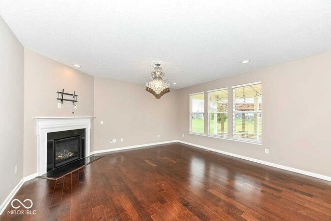 Building Photo - 14080 Knightstown Dr W