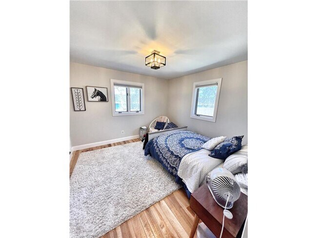 Building Photo - Remodeled 4 bedroom 2 bath 2 car Baxter Home