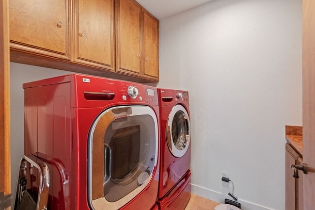 Building Photo - World-Class Ocean views abound with this American Riviera Gem!